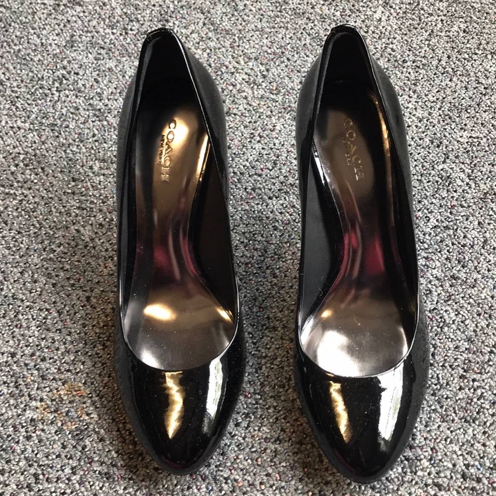 Coach Nala Black Patent Leather Pumps Round Toe